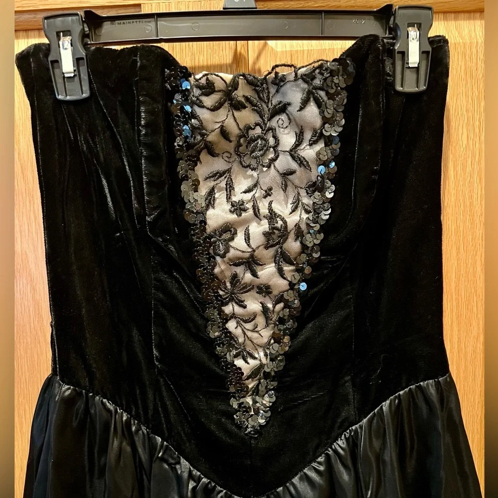 Vintage Gunne Sax Jessica McClintock Strapless Lined Tulle Velvet Sequin Dress - Picture 5 of 16